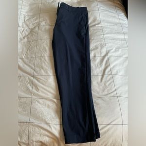 Lululemon commission chino